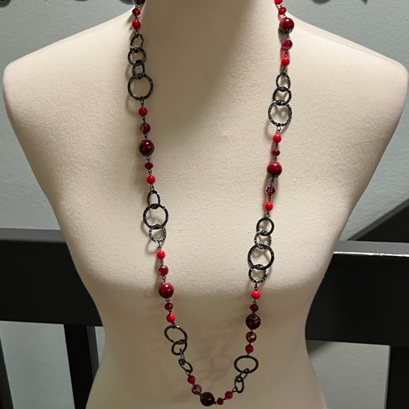 Premier Designs Very Berry Elegant Red and Black Necklace #PDNK1 - Picture 1 of 7